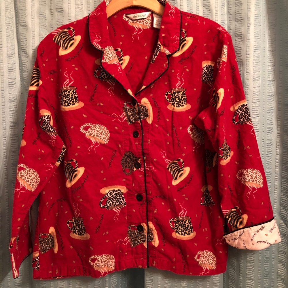 Delicates Pajama Top Petite Medium PM Animal Print
